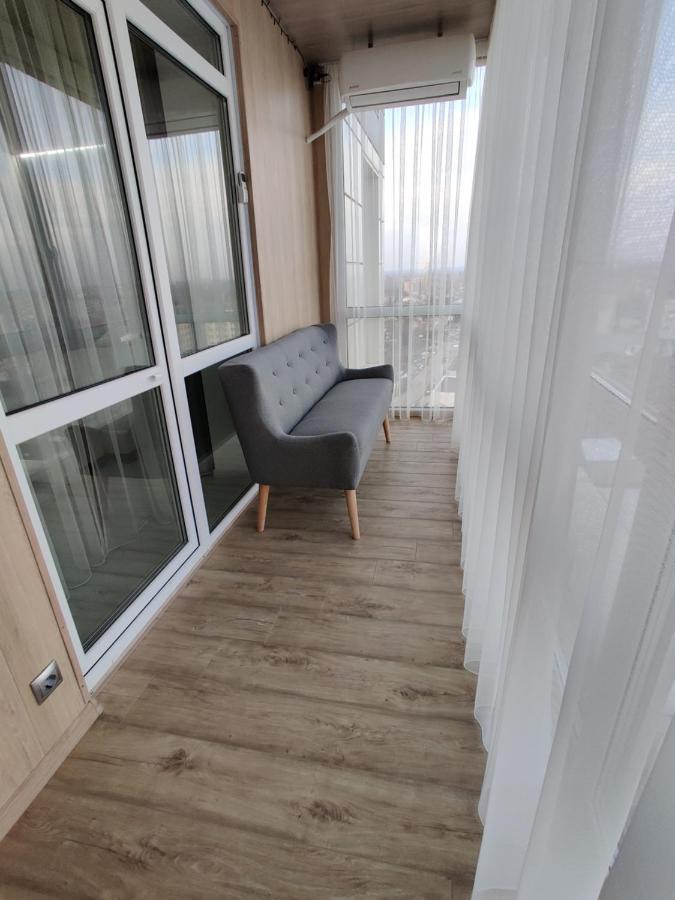 Yarovytsya Vip In The Center Apartment Lutsk Luaran gambar